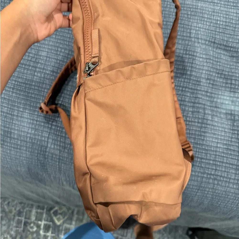 lululemon Backpack for Men - Picture 5 of 9